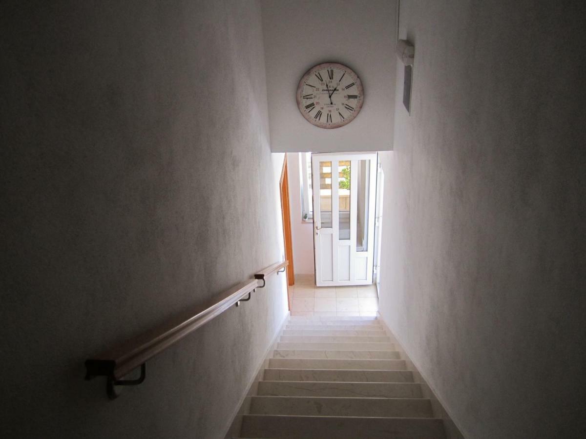 Nives B. Daire Supetar Dış mekan fotoğraf